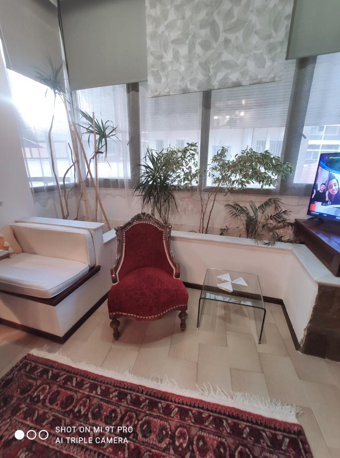 Johnny'S Loft Lägenhet Agrinio Exteriör bild